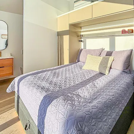 Amazing In With Wifi Holiday home